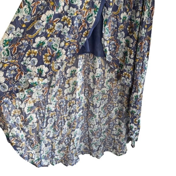 ASTR Floral Blue Wrap Dress Short Sleeve Hi-Low Lined XS - Picture 4 of 9